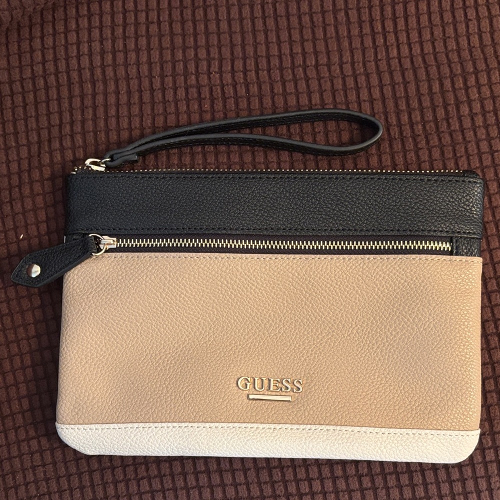 NWOT Guess Black and Tan Clutch with White Trim